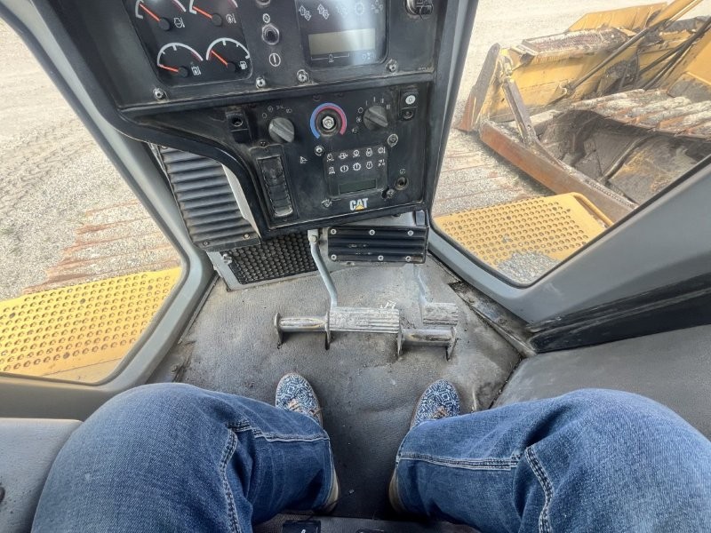  2007 CAT D6T XW at Conquest Equipment Manitoba