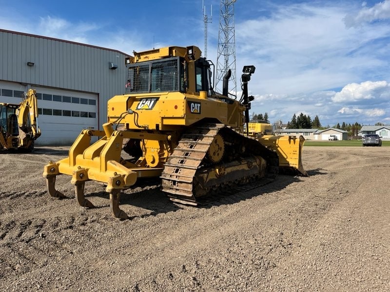  2013 CAT D6T LGP at Conquest Equipment Saskatchewan