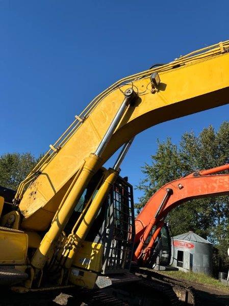  2011 KOMATSU PC270 LC-8 at Conquest Equipment Alberta