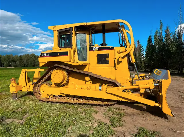  1997 CAT D7R XR at Conquest Equipment Alberta