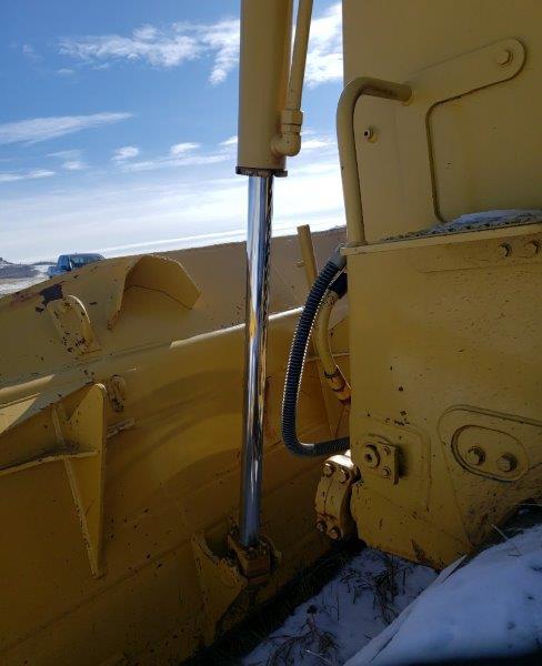  2001 CAT D7R at Conquest Equipment North Dakota