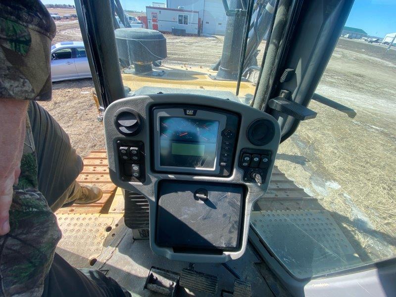  2014 CAT D6T XW at Conquest Equipment Saskatchewan