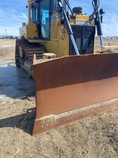  2014 CAT D6T XW at Conquest Equipment Saskatchewan