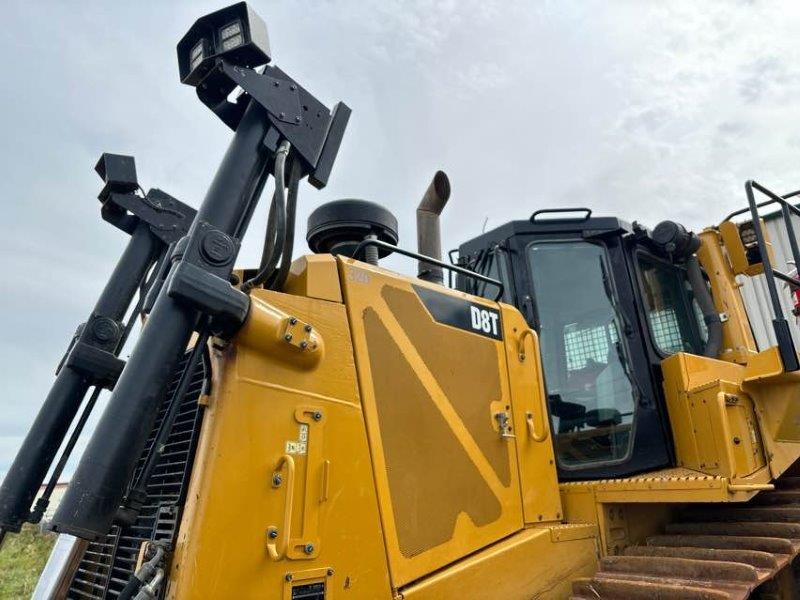 2017 CAT D8T at Conquest Equipment Alberta