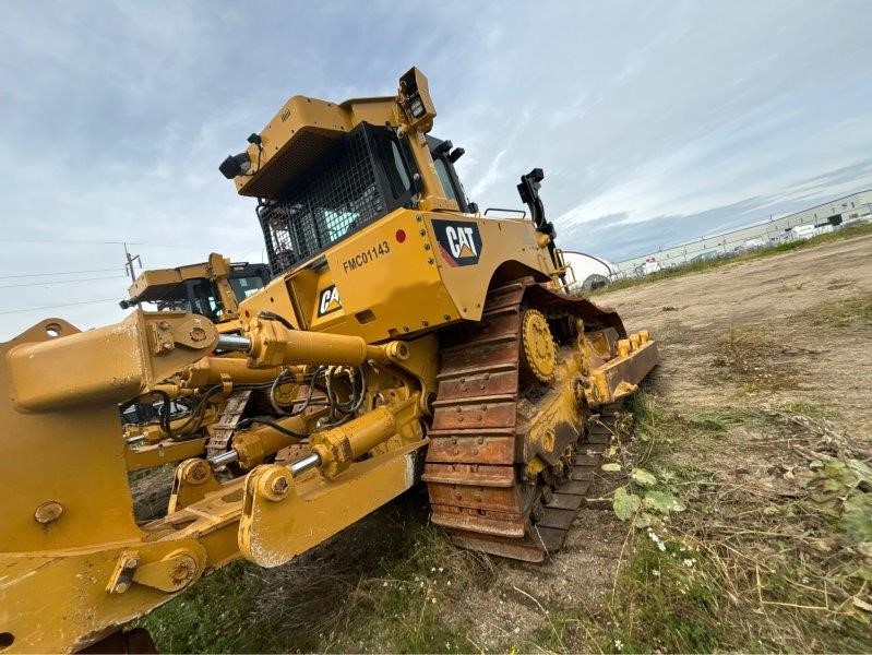  2017 CAT D8T at Conquest Equipment Alberta