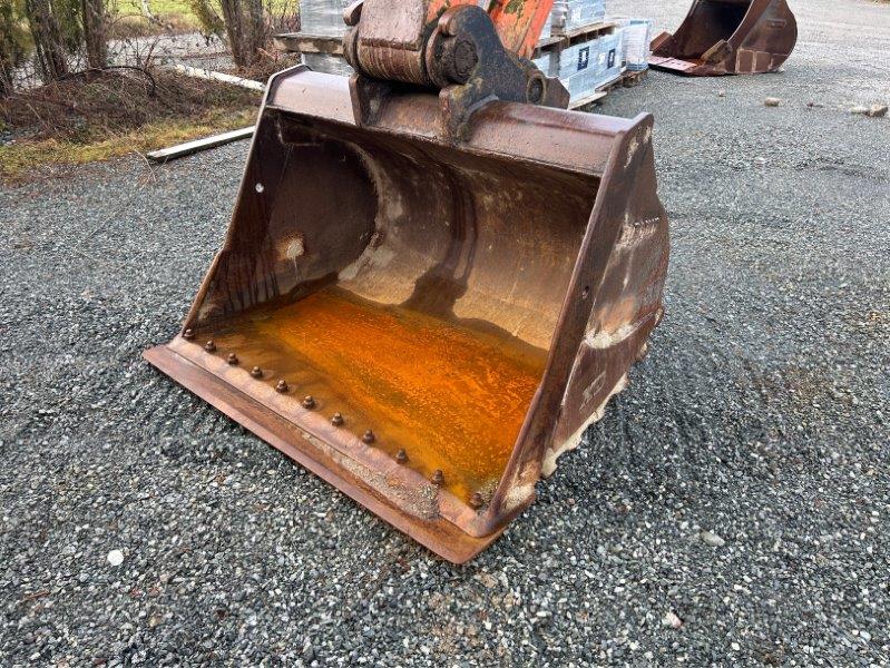  2006 HITACHI ZX200 LC at Conquest Equipment British Columbia