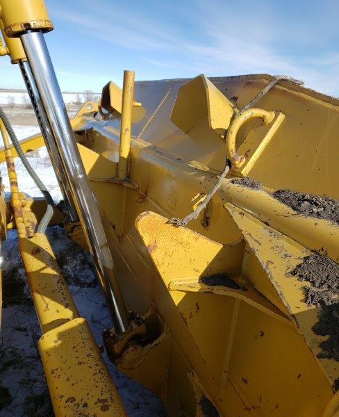  2001 CAT D7R at Conquest Equipment North Dakota