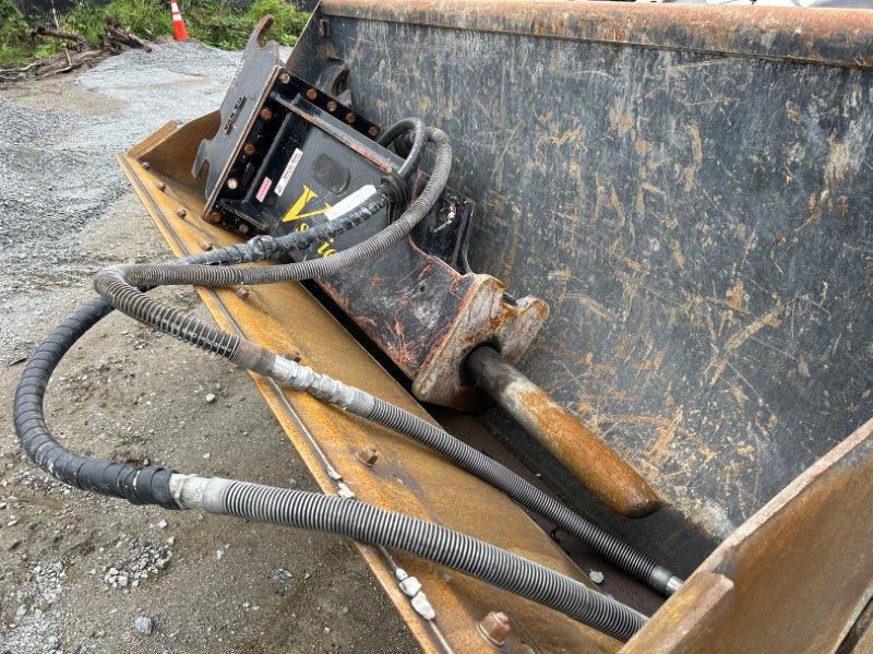  2015 CAT 430F2 at Conquest Equipment British Columbia
