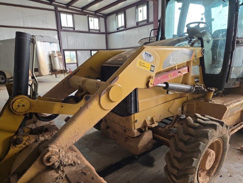  2007 CAT 420E at Conquest Equipment North Dakota