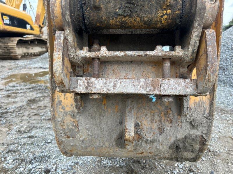  2015 CAT 430F2 at Conquest Equipment British Columbia