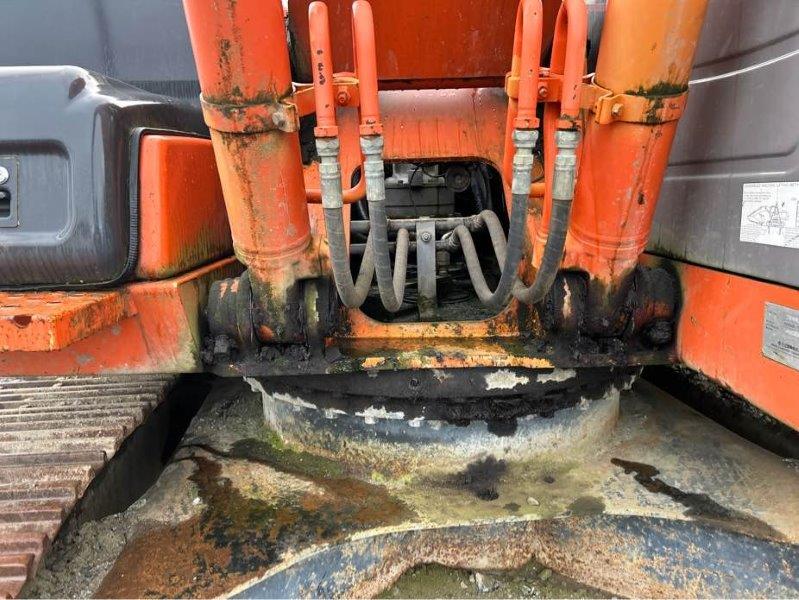  2006 HITACHI ZX200 LC at Conquest Equipment British Columbia