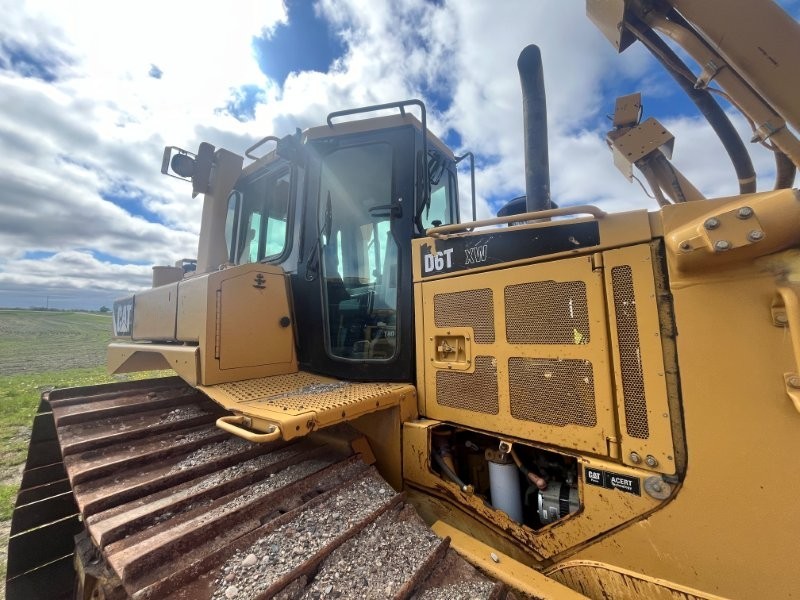  2007 CAT D6T XW at Conquest Equipment Manitoba