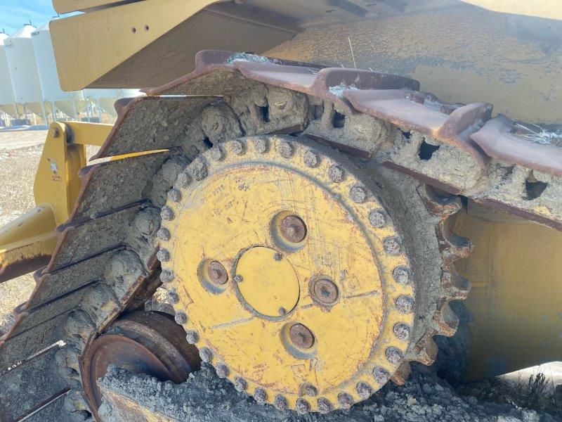  2014 CAT D6T XW at Conquest Equipment Saskatchewan
