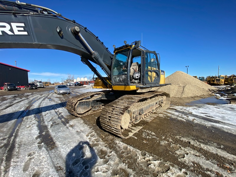  2017 DEERE 470G LC at Conquest Equipment Alberta