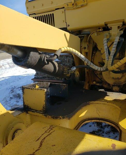  2001 CAT D7R at Conquest Equipment North Dakota