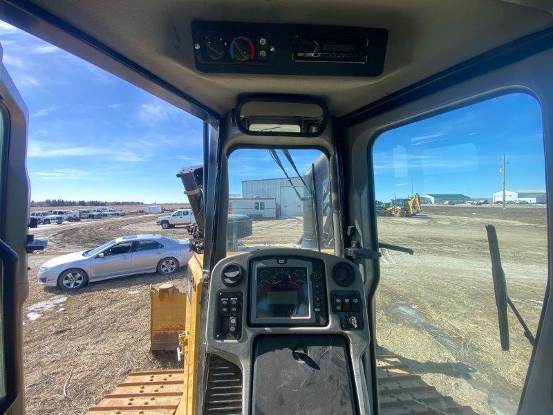  2014 CAT D6T XW at Conquest Equipment Saskatchewan