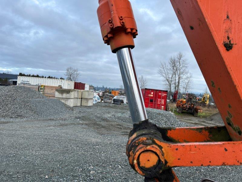  2006 HITACHI ZX200 LC at Conquest Equipment British Columbia