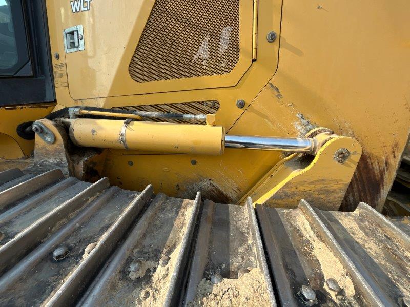  2012 DEERE 850J WLT at Conquest Equipment Saskatchewan