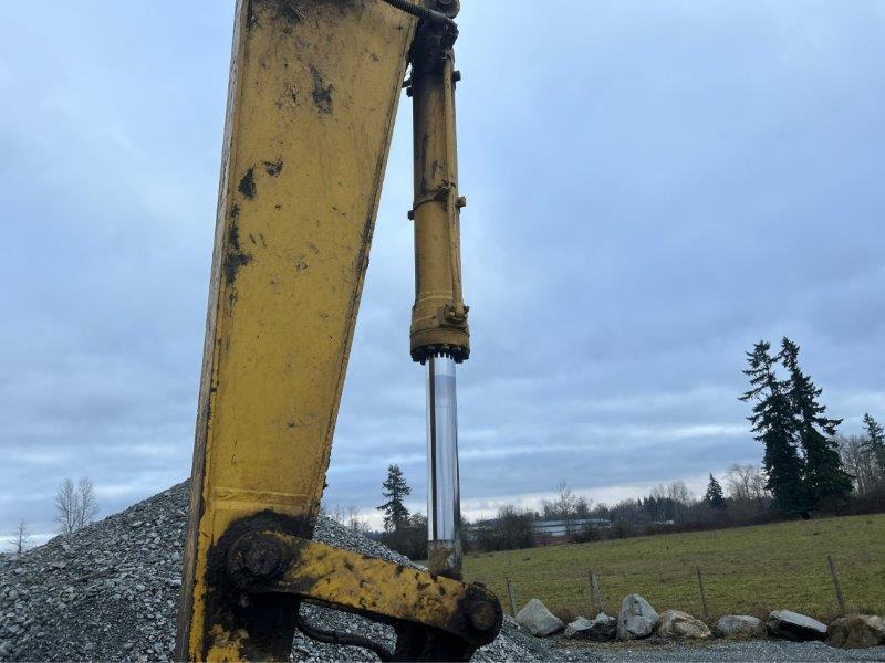  2015 KOMATSU PC290LC-10 at Conquest Equipment British Columbia