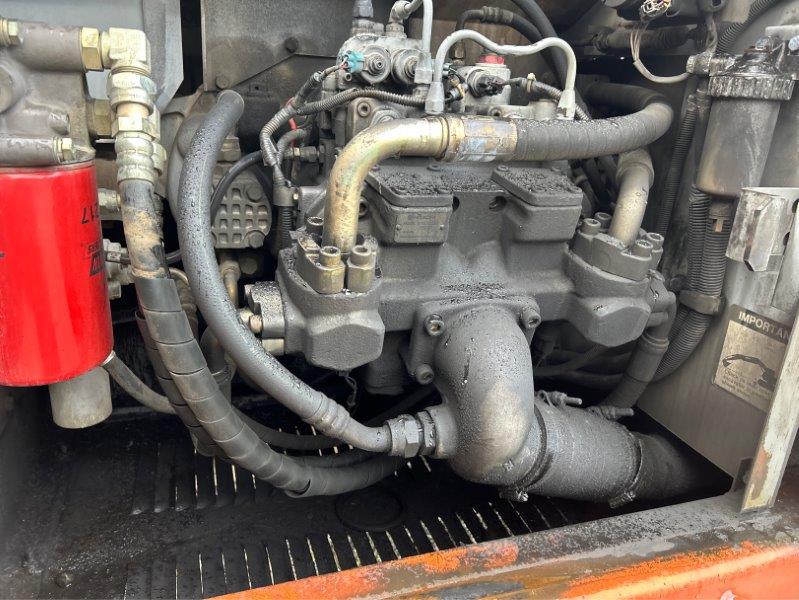  2006 HITACHI ZX200 LC at Conquest Equipment British Columbia