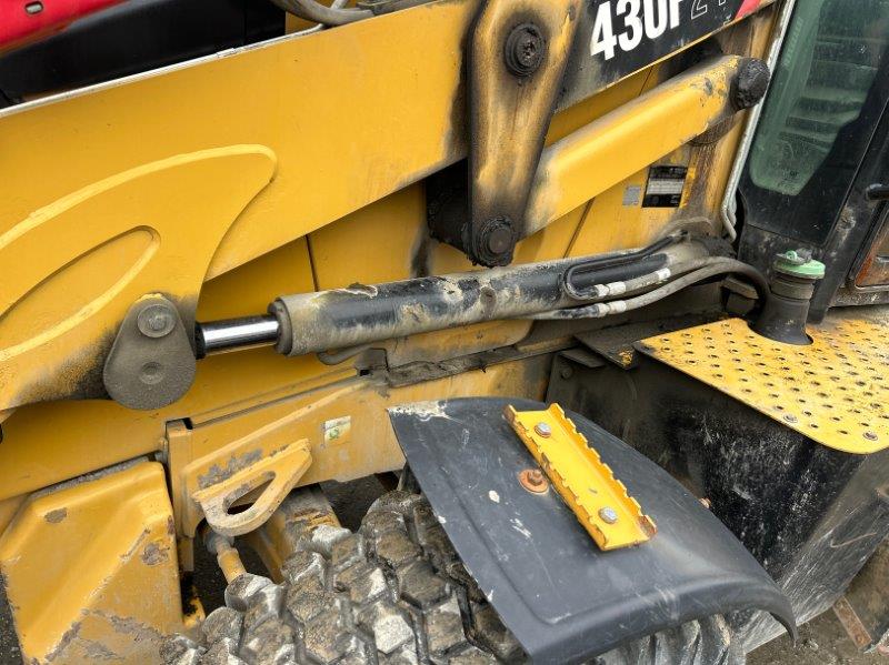  2015 CAT 430F2 at Conquest Equipment British Columbia