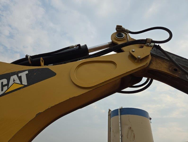  2011 CAT 420E at Conquest Equipment North Dakota