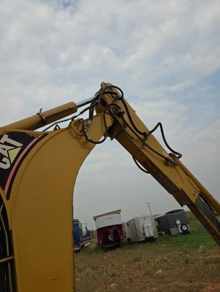  2005 CAT 420D at Conquest Equipment North Dakota