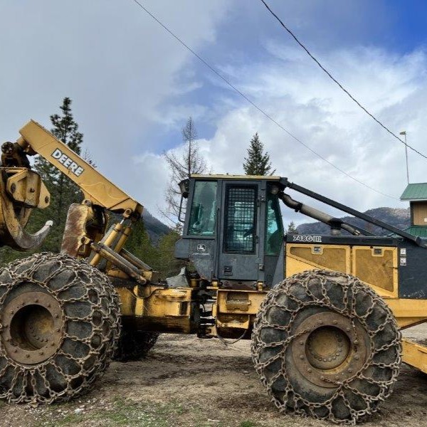  2003 DEERE 748 GIII at Conquest Equipment British Columbia