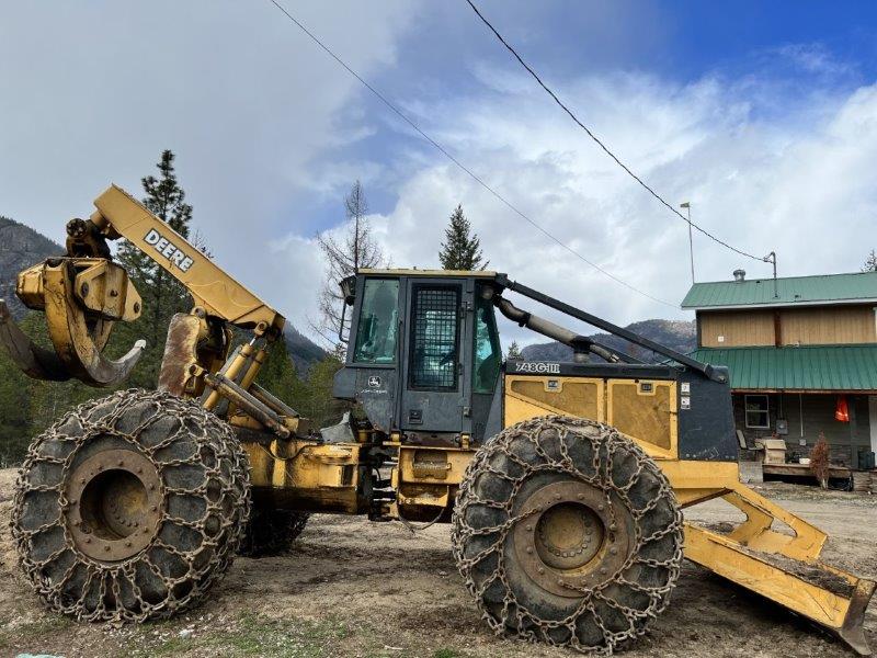  2003 DEERE 748 GIII at Conquest Equipment British Columbia