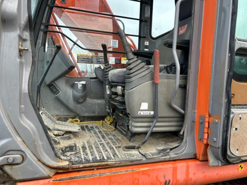  2006 HITACHI ZX200 LC at Conquest Equipment British Columbia