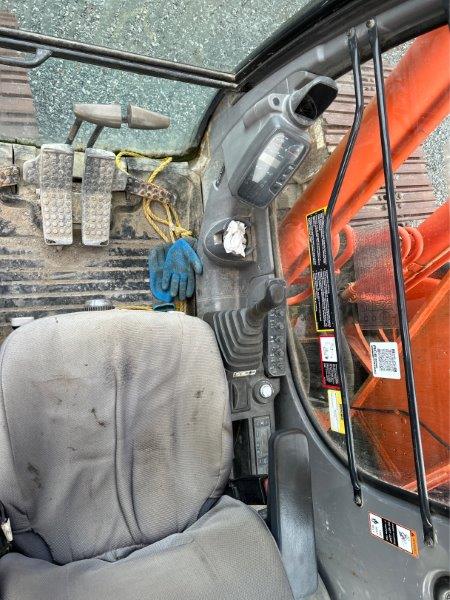 2006 HITACHI ZX200 LC at Conquest Equipment British Columbia