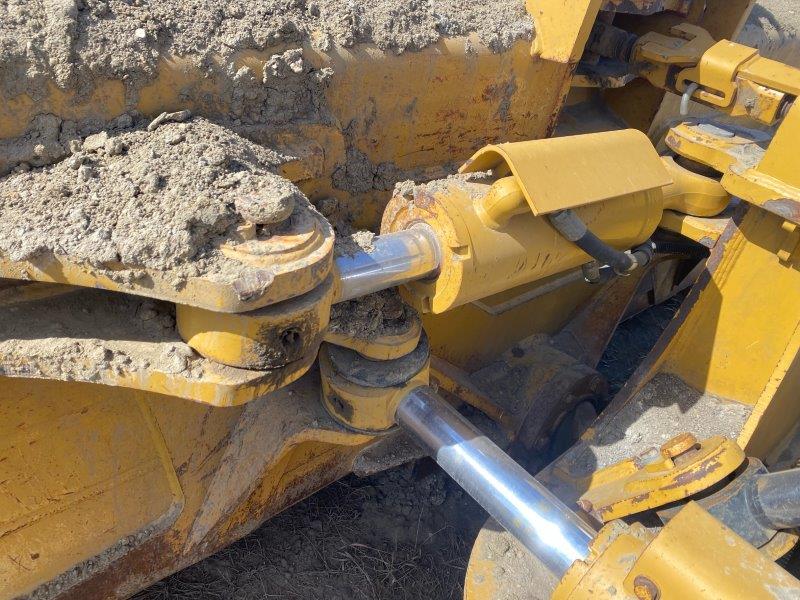  2014 CAT D6T XW at Conquest Equipment Saskatchewan
