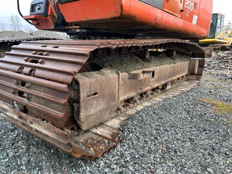  2006 HITACHI ZX200 LC at Conquest Equipment British Columbia
