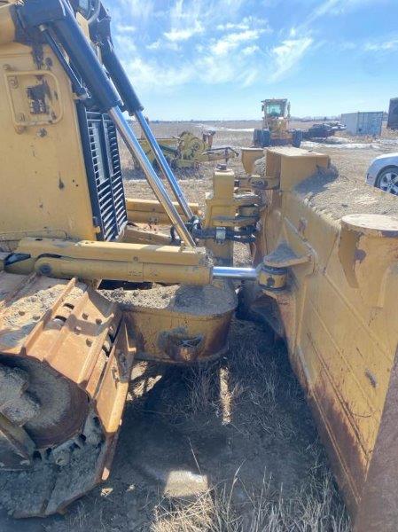  2014 CAT D6T XW at Conquest Equipment Saskatchewan