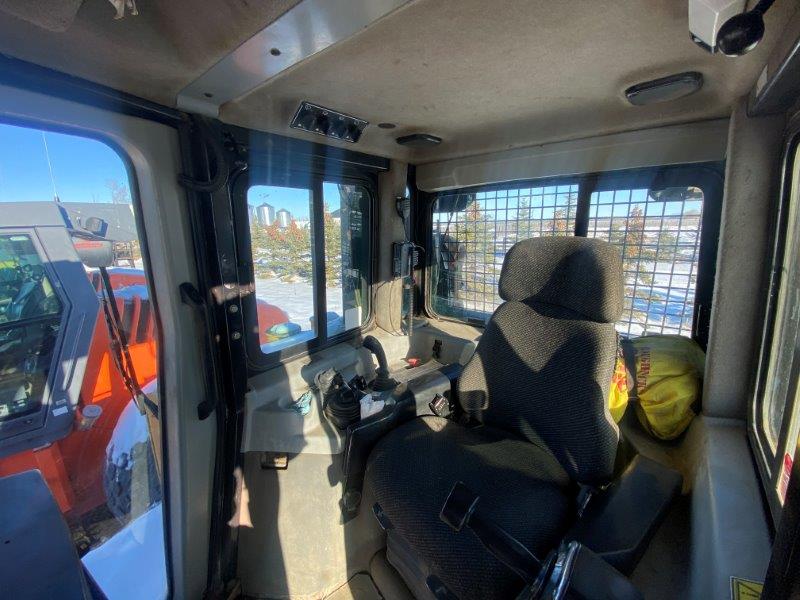  2006 CAT D6R LGP III at Conquest Equipment Alberta