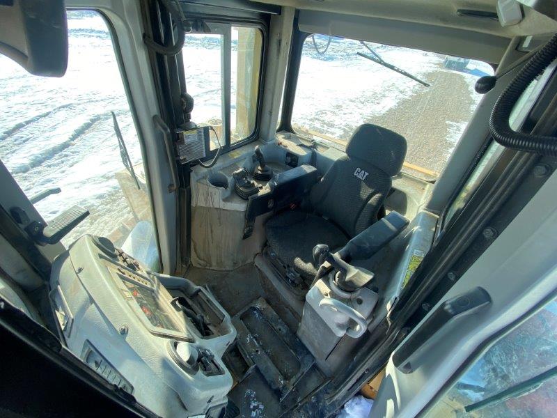  2014 CAT D6T LGP at Conquest Equipment Saskatchewan