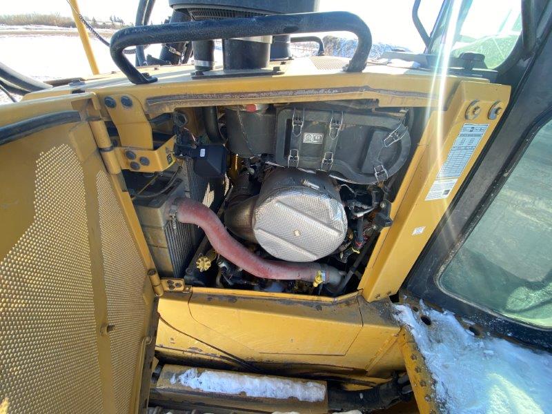  2014 CAT D6T LGP at Conquest Equipment Saskatchewan
