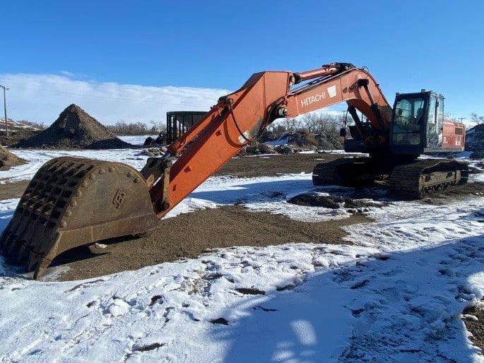  2010 HITACHI ZX350 LC-3 at Conquest Equipment Saskatchewan