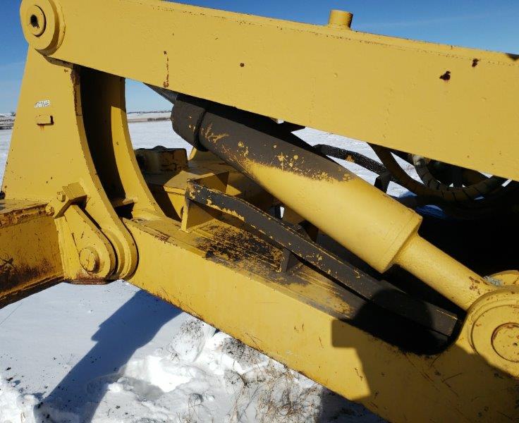  2001 CAT D7R at Conquest Equipment North Dakota