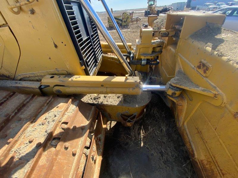  2014 CAT D6T XW at Conquest Equipment Saskatchewan