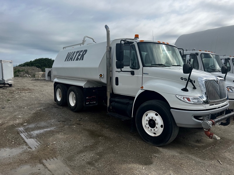  2009 International 4400 SBA 6x4 at Conquest Equipment Ontario