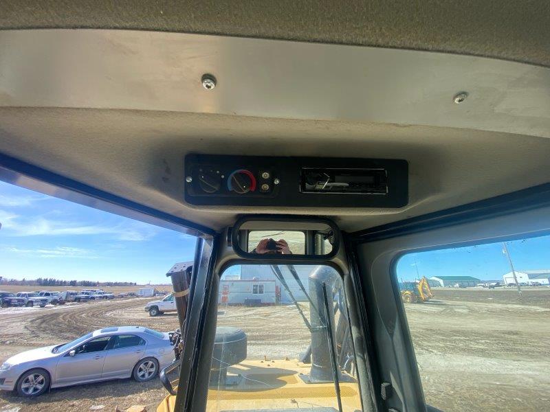  2014 CAT D6T XW at Conquest Equipment Saskatchewan