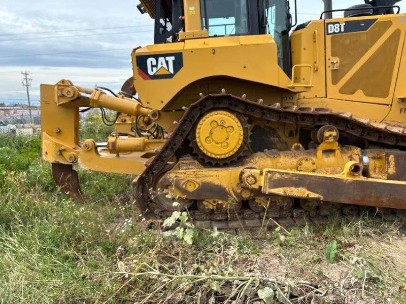  2017 CAT D8T at Conquest Equipment Alberta