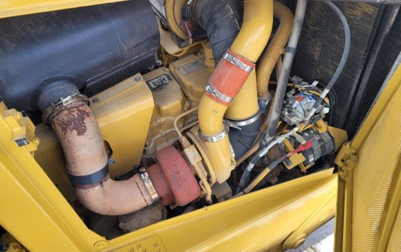  2007 CAT D8T at Conquest Equipment Alberta