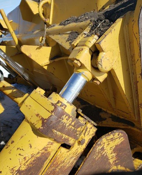  2001 CAT D7R at Conquest Equipment North Dakota