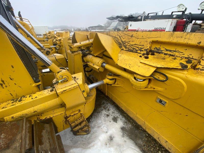  2018 KOMATSU D65PXI-18 at Conquest Equipment Alberta
