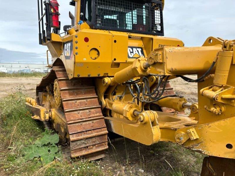  2017 CAT D8T at Conquest Equipment Alberta