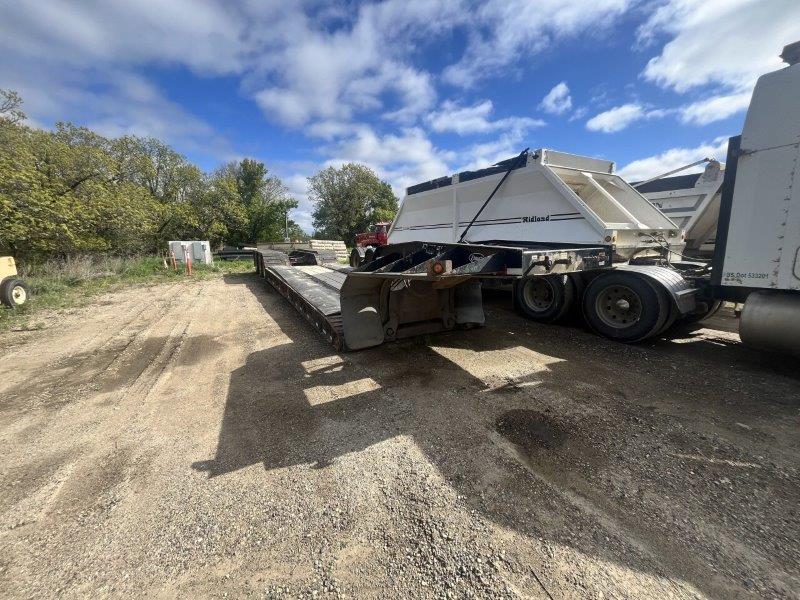  2014 Etnyre Trailer Co. Low Boy at Conquest Equipment Manitoba