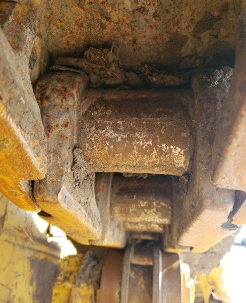  2001 CAT D7R at Conquest Equipment North Dakota
