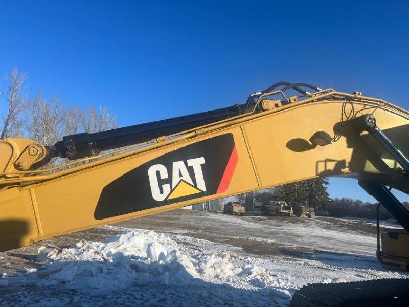  2014 CAT 323F L at Conquest Equipment Saskatchewan